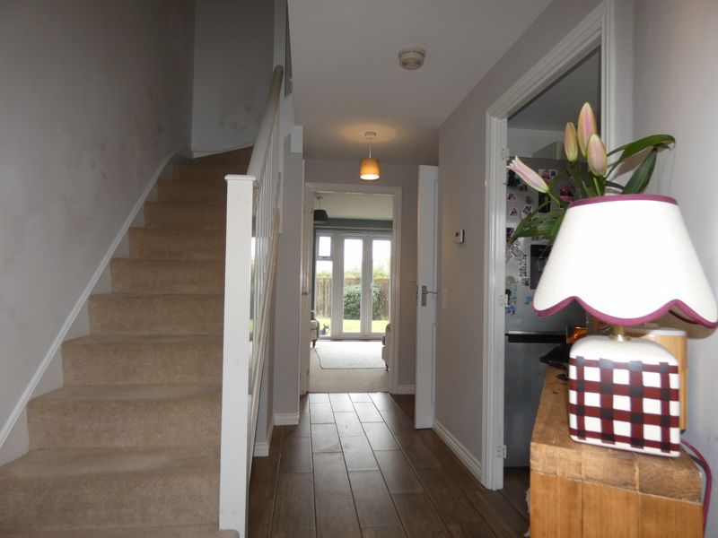 Entrance Hallway- click for photo gallery